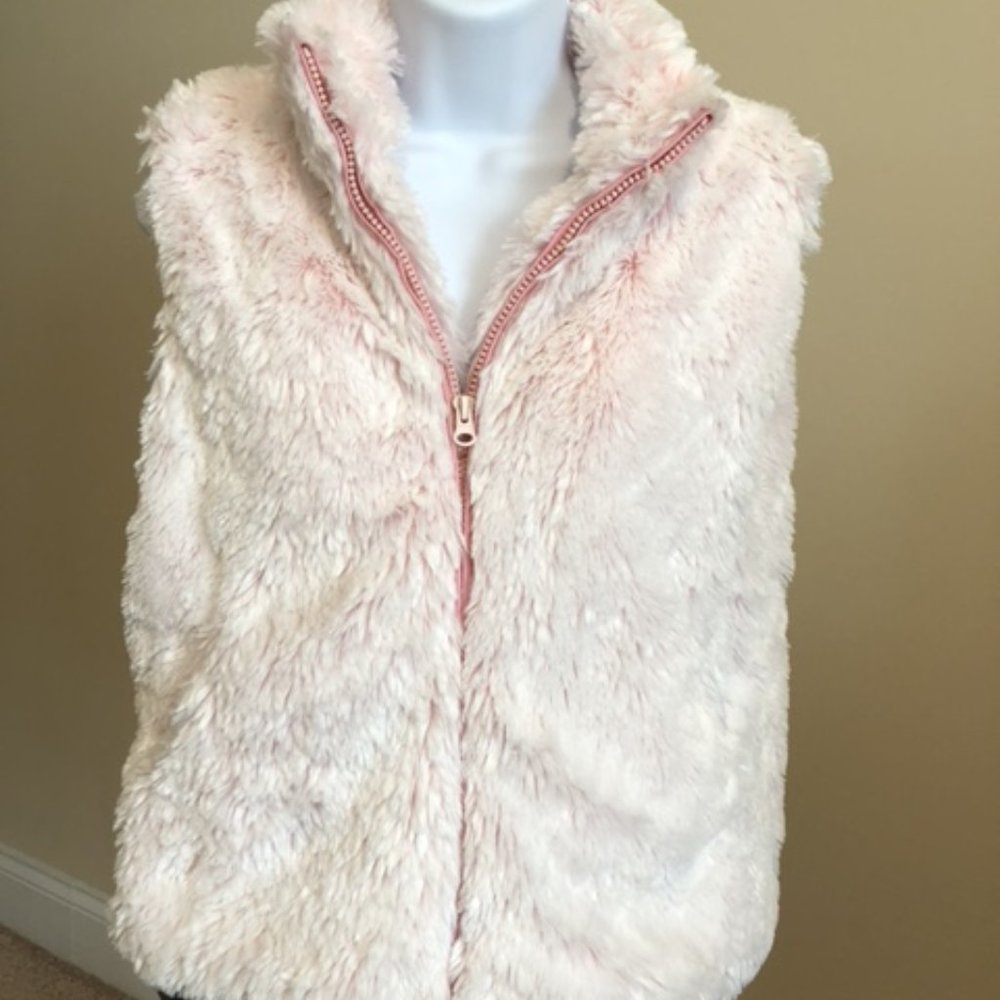 Cejon Pink Faux Fur Vest